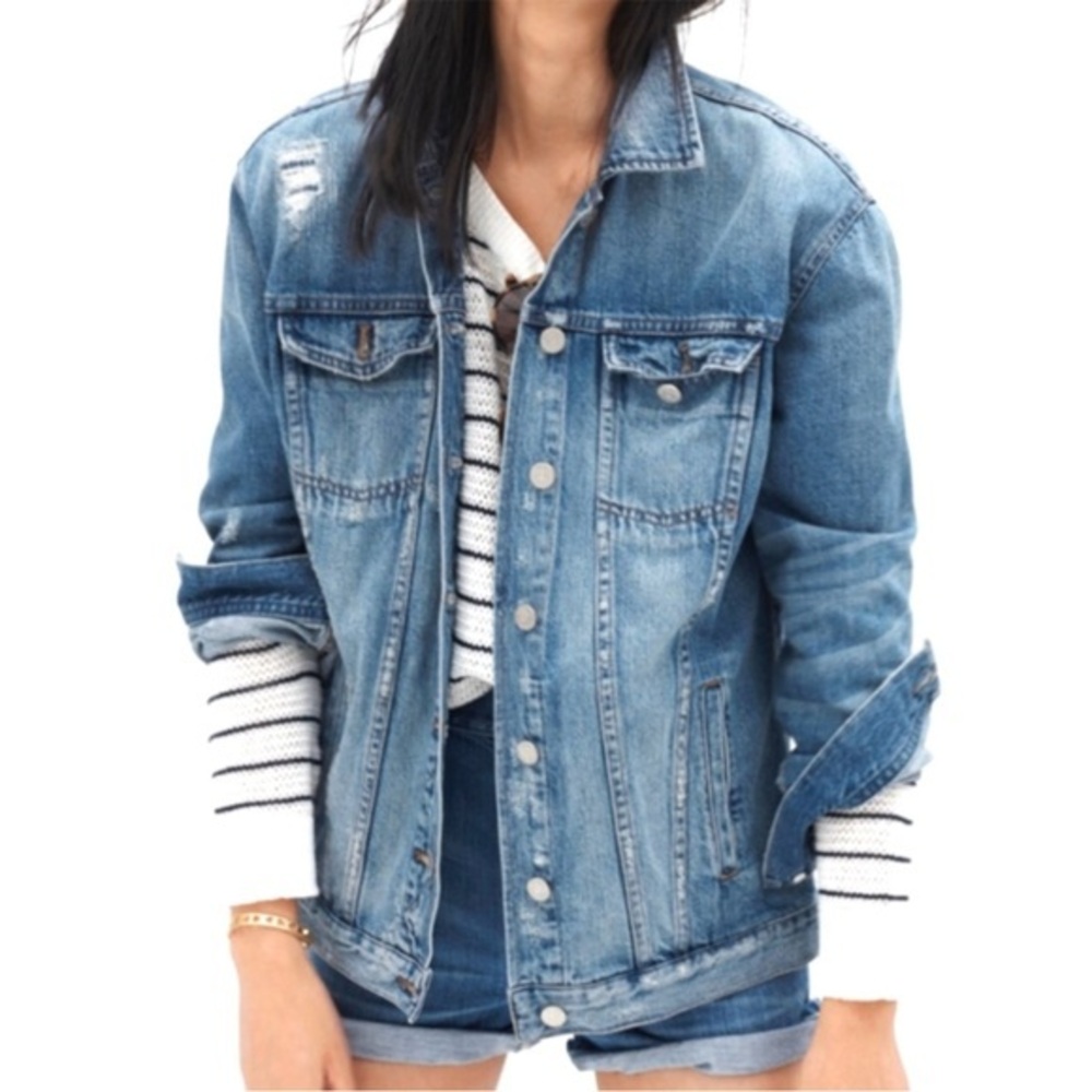 Madewell Women’s The Oversized Jean Jacket in Junction Wash: Distressed Edition